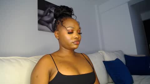 Liya online show from 03-02-25, 01:27