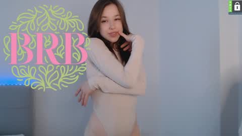 Snapshot of cute_beauty chatting on 01-24-25, 07:30 Amanda online show from 01-24-25, 07:30