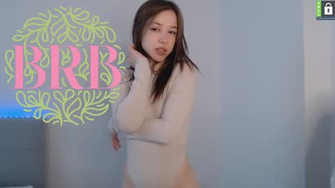 Snapshot of cute_beauty chatting on 01-24-25, 10:32 Amanda online show from 01-24-25, 10:32