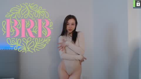 Snapshot of cute_beauty chatting on 01-30-25, 12:18 Amanda online show from 01-30-25, 12:18