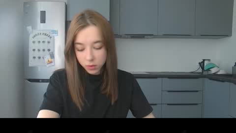 Snapshot of cute_beauty chatting on 11-28-25, 10:07 Amanda online show from 11-28-25, 10:07