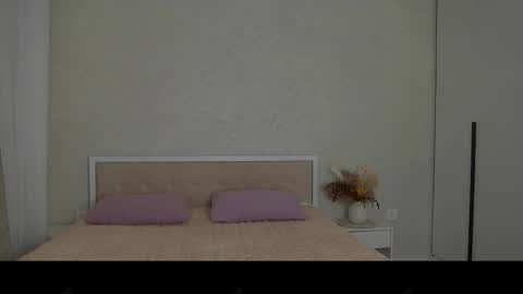 Snapshot of cute_beauty chatting on 02-23-26, 10:51 Amanda online show from 02-23-26, 10:51