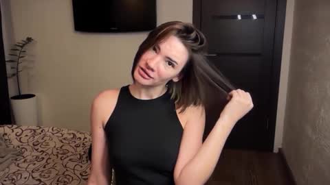 cute_bubbles online show from 10-10-25, 06:18