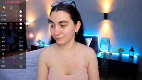 Snapshot of cute_chus chatting on 01-14-25, 05:19 Hanna online show from 01-14-25, 05:19