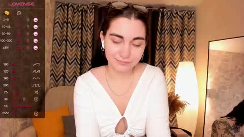 Snapshot of cute_chus chatting on 02-14-25, 05:19 Hanna online show from 02-14-25, 05:19