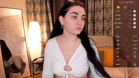 Snapshot of cute_chus chatting on 02-18-25, 02:16 Hanna online show from 02-18-25, 02:16