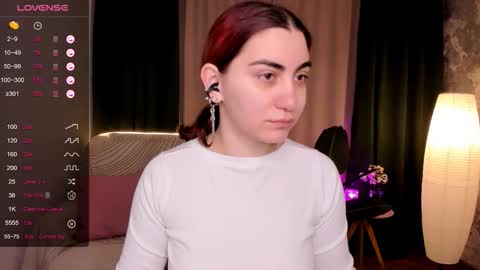 Snapshot of cute_chus chatting on 09-23-25, 02:14 Hanna online show from 09-23-25, 02:14