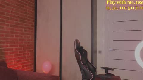 Everyday stream in the same time online show from 02-20-25, 08:39