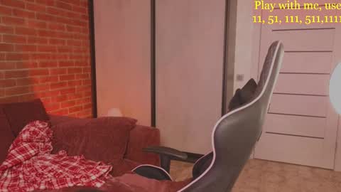 Everyday stream in the same time online show from 03-05-25, 01:52