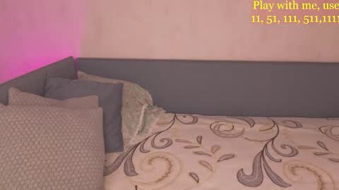 Everyday stream in the same time online show from 11-10-25, 05:17