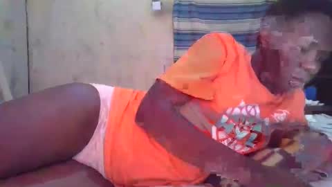 cute_divah4 online show from 04-22-26, 07:44