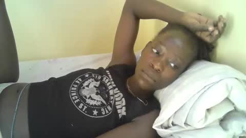 cute_doria online show from 02-10-25, 02:26