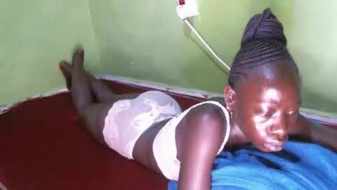 cute_doria online show from 10-20-25, 03:18