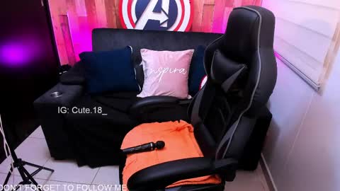    Independent Model online show from 03-01-25, 10:42