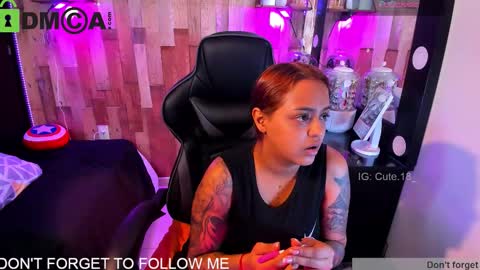    Independent Model online show from 02-04-26, 06:36