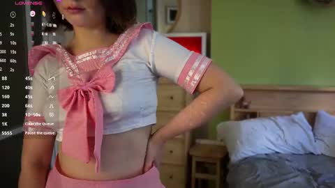 Snapshot of cute_emiliya chatting on 06-22-26, 07:49 Emily online show from 06-22-26, 07:49