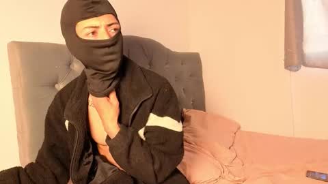 Snapshot of cute_emmma chatting on 03-07-26, 11:29 Emma online show from 03-07-26, 11:29