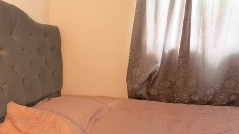 Snapshot of cute_emmma chatting on 03-16-26, 01:37 Emma online show from 03-16-26, 01:37