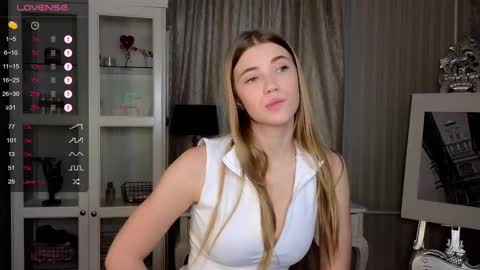 Snapshot of cute_fox_girl chatting on 03-05-25, 07:16 Anne online show from 03-05-25, 07:16