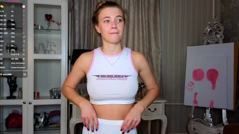 Anne online show from 10-24-25, 07:38