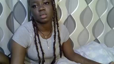 Snapshot of cute_gee chatting on 05-31-26, 10:11 daddysdoll online show from 05-31-26, 10:11