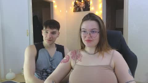 Snapshot of cute_junk chatting on 01-27-25, 03:37 Kite and Jack online show from 01-27-25, 03:37