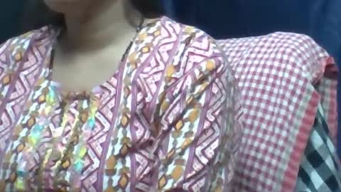 Snapshot of cute_kashmira99 chatting on 10-02-25, 11:28 kashmira online show from 10-02-25, 11:28