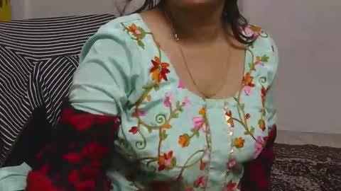 kashmira online show from 01-19-26, 05:33
