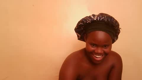 Snapshot of cute_latifah chatting on 02-01-26, 11:20 cute_latifah online show from 02-01-26, 11:20