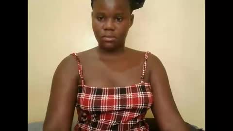 Snapshot of cute_latifah chatting on 02-20-26, 09:21 cute_latifah online show from 02-20-26, 09:21