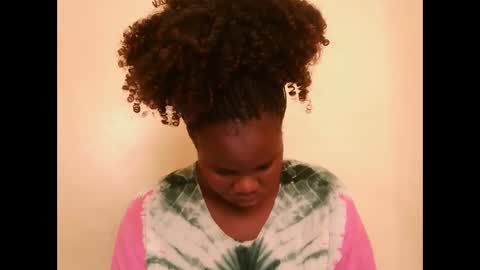 Snapshot of cute_latifah chatting on 03-01-26, 08:38 cute_latifah online show from 03-01-26, 08:38