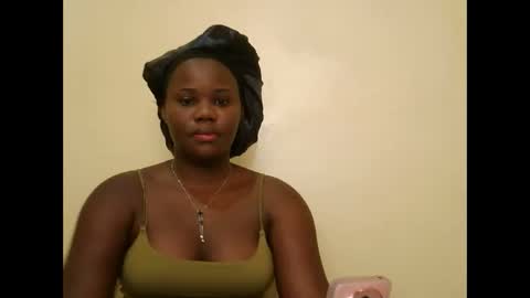 Snapshot of cute_latifah chatting on 03-13-26, 10:11 cute_latifah online show from 03-13-26, 10:11
