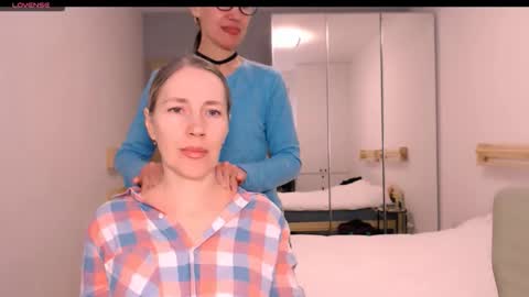 cute_lion_ online show from 02-12-26, 01:28