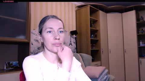 cute_lion_ online show from 02-14-26, 02:58