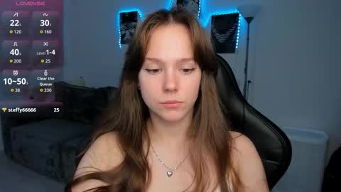 Snapshot of cute_little_ass chatting on 09-10-25, 05:24 Emily online show from 09-10-25, 05:24