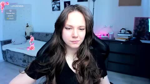 Snapshot of cute_little_ass chatting on 02-28-26, 07:20 Emily online show from 02-28-26, 07:20