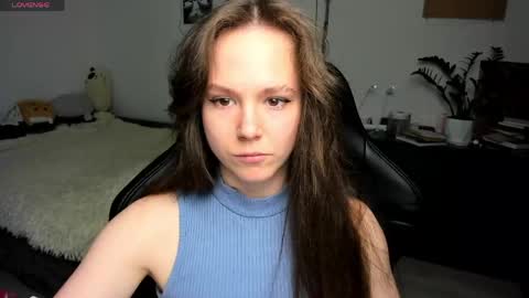 Emily online show from 05-05-26, 03:09