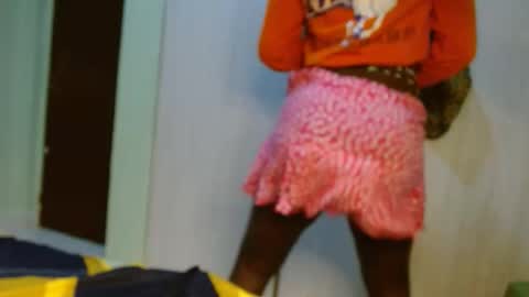 cute_lorna online show from 04-29-26, 03:05