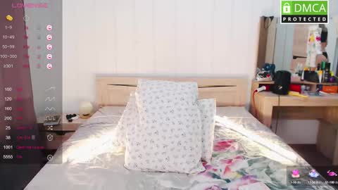 Snapshot of cute_milana chatting on 02-11-25, 08:15 Milana online show from 02-11-25, 08:15