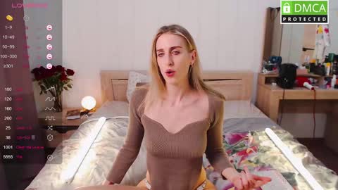 Snapshot of cute_milana chatting on 02-15-25, 01:27 Milana online show from 02-15-25, 01:27