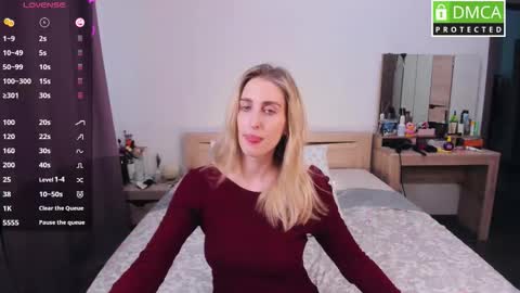 Snapshot of cute_milana chatting on 02-15-26, 12:58 Milana online show from 02-15-26, 12:58