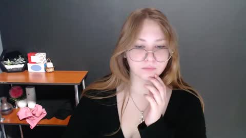 Veronica online show from 01-07-25, 08:03