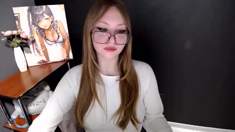 Snapshot of cute_minx chatting on 05-29-26, 07:17 Veronica online show from 05-29-26, 07:17
