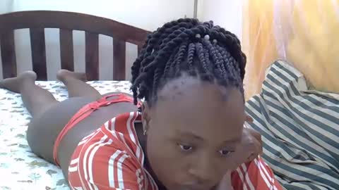 cute_savanna online show from 02-08-25, 09:35