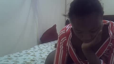 cute_savanna online show from 10-07-25, 05:15