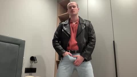 cute_skywalker online show from 01-05-26, 05:27