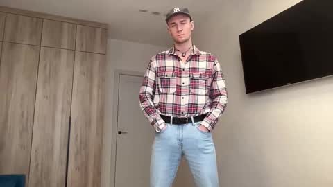 cute_skywalker online show from 03-03-26, 02:12