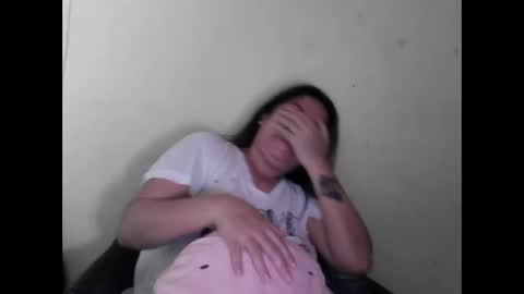 Snapshot of cute_slut09 chatting on 09-23-25, 12:46 Mimi online show from 09-23-25, 12:46