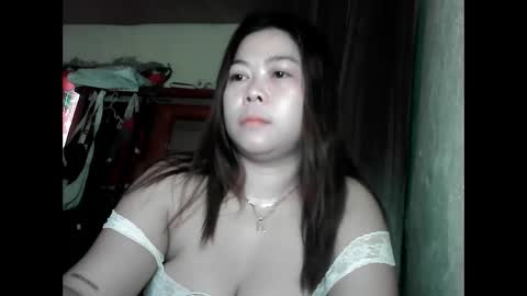 Snapshot of cute_slut09 chatting on 05-16-26, 10:41 Mimi online show from 05-16-26, 10:41