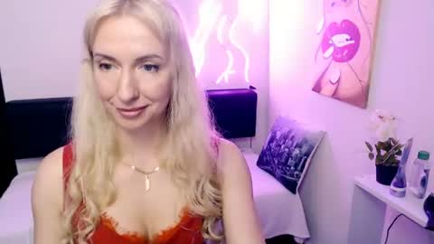 cute_smile_shy online show from 06-09-26, 09:04